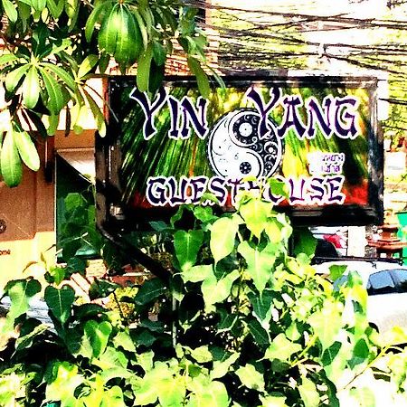 Yin Yang Guesthouse Csiangmaj Kültér fotó